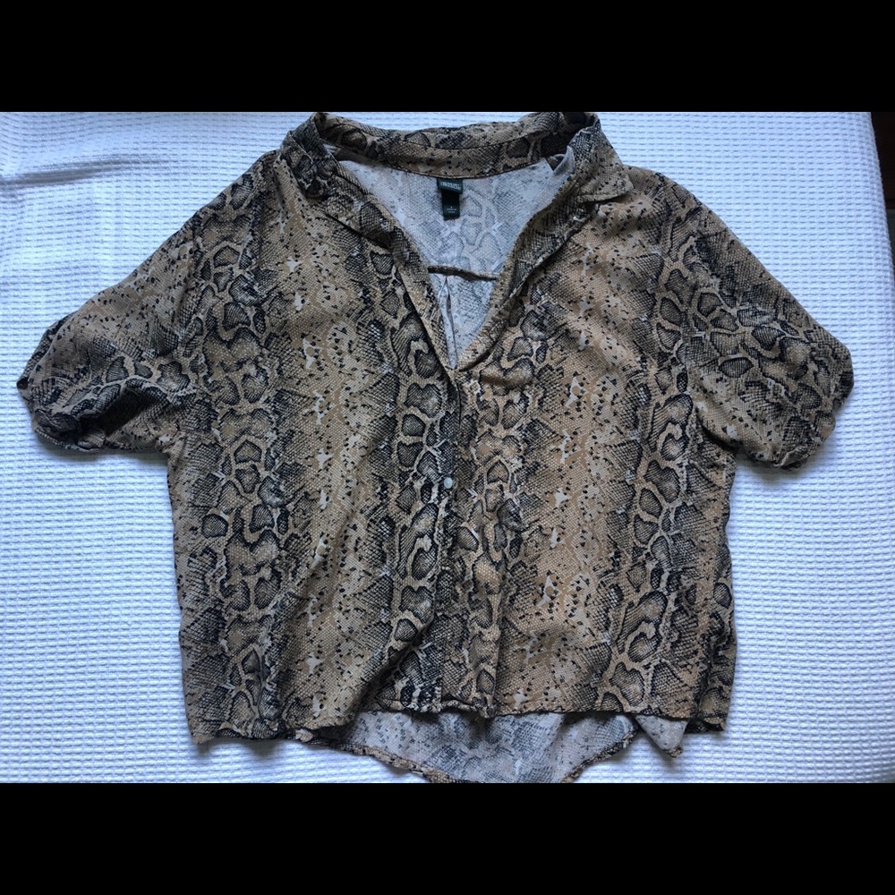 Loose Button-Up